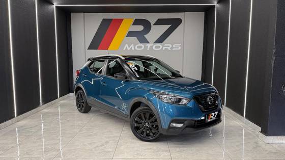 NISSAN KICKS 1.6 16V FLEXSTART UEFA CHAMPIONS LEAGUE 4P XTRONIC